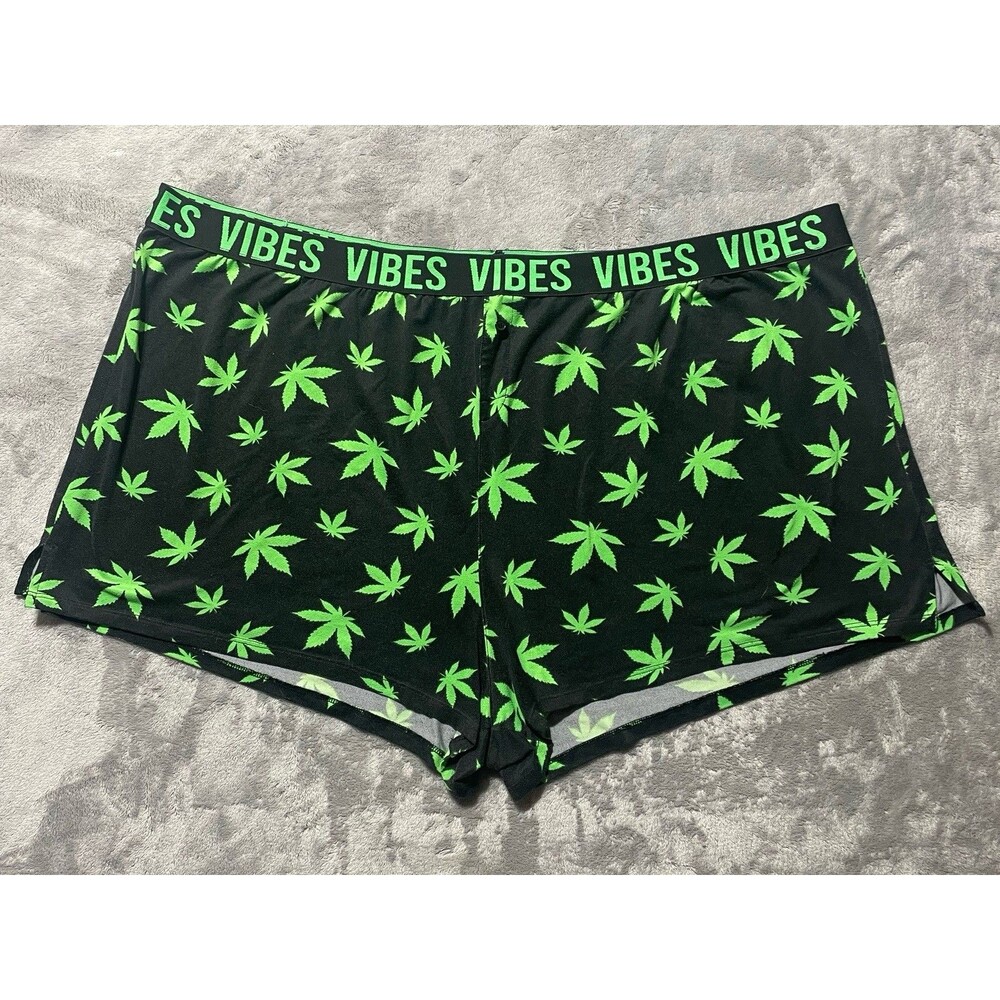 True Plus Size By rue21 Boxer Style Pajama Bottoms Weed Pattern Women’s 3X